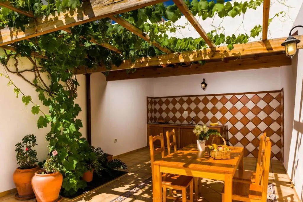 Beach House La Huerta location
